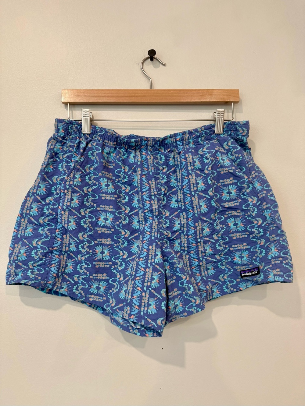 Patagonia Sunshine Dye Current Blue Women's Blue Teal Patterned Baggies Shorts
